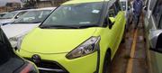 Toyota Sienta 1.5 Hybrid FWD 2015 Green for sale