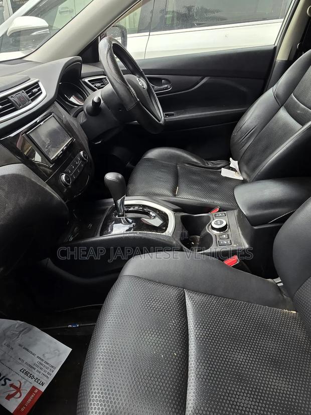 Nissan X-Trail 2.0 Petrol AWD 2016 White