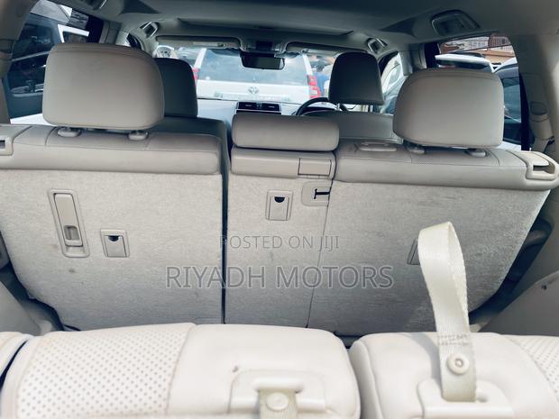 Toyota Land Cruiser Prado 2.8 2017 White