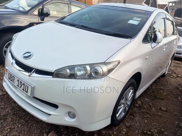 Toyota Wish 2013 White