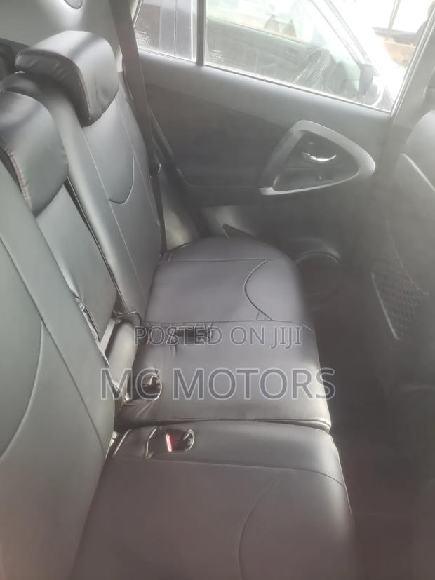Toyota RAV4 2.5 2010 White