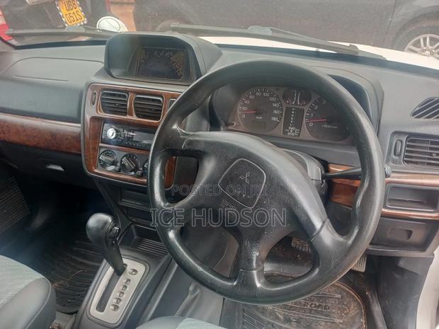 Mitsubishi Pajero IO 2000 White
