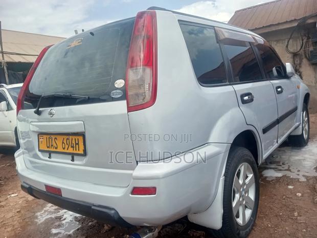 Nissan X-Trail 2003 Ivory