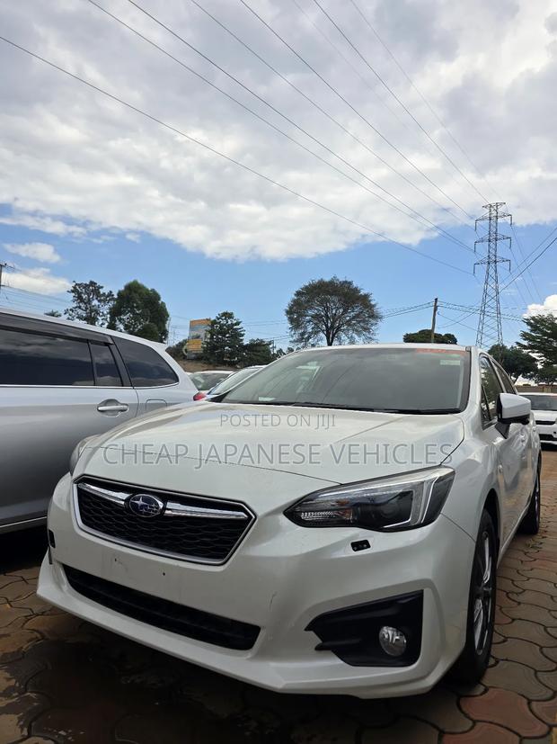 Subaru Impreza 2.0i Limited AWD Hatchback 2017 White