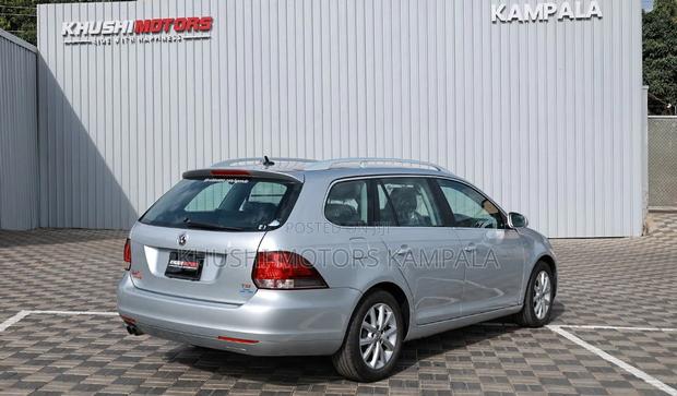 Volkswagen Golf Variant 2012 Silver