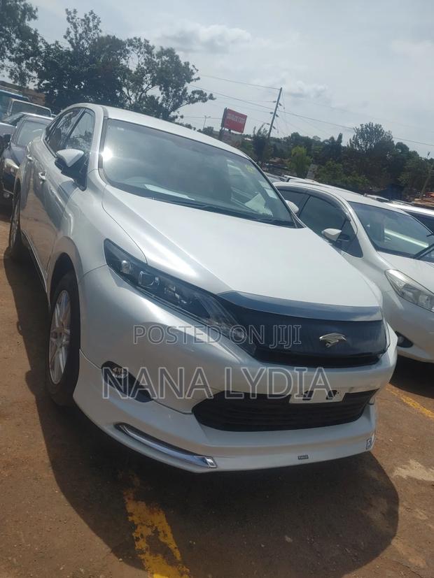 Toyota Harrier 2016 White
