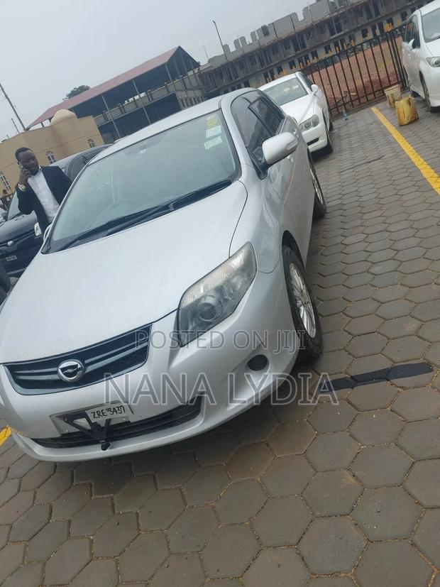 Toyota Corolla Fielder 2011 Silver