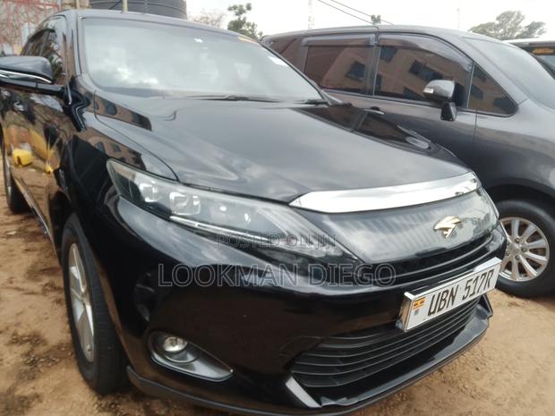 Toyota Harrier 2.0 2015 Black