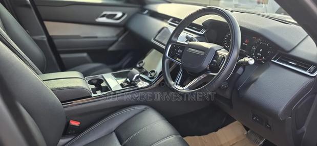 Land Rover Range Rover Velar 2021 Black