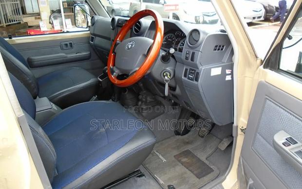Toyota Land Cruiser Prado 4.0 V6 Dual VVT-i 2015 Gold