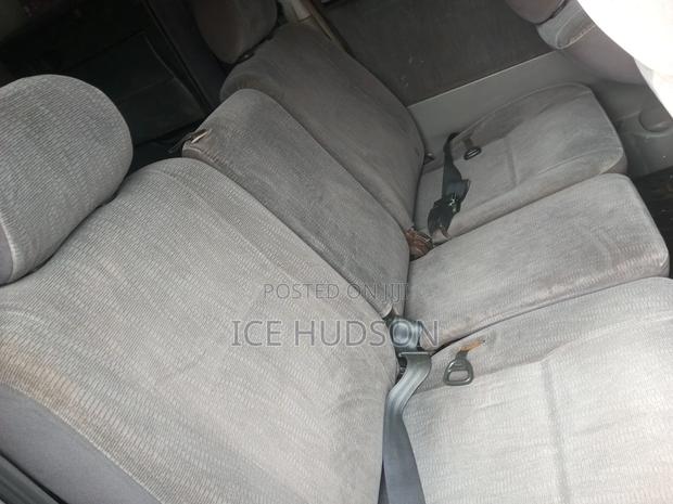 Toyota Noah 2003 Teal