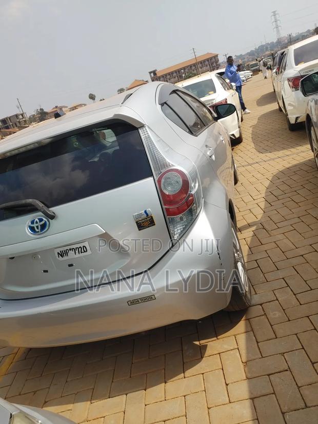 Toyota Aqua 2013 Silver