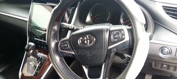 Toyota Harrier 2.0 2016 White