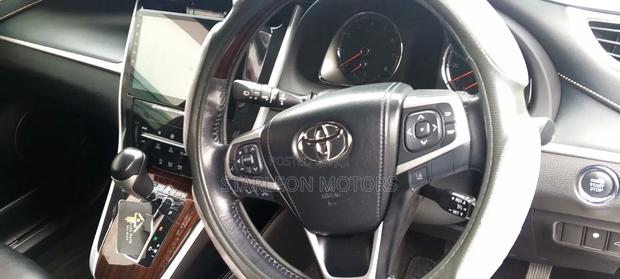 Toyota Harrier 2.0 2016 White