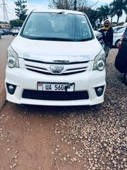 Toyota Noah 2010 White for sale