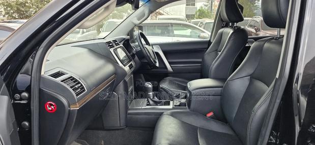 Toyota Land Cruiser Prado 2019 Black