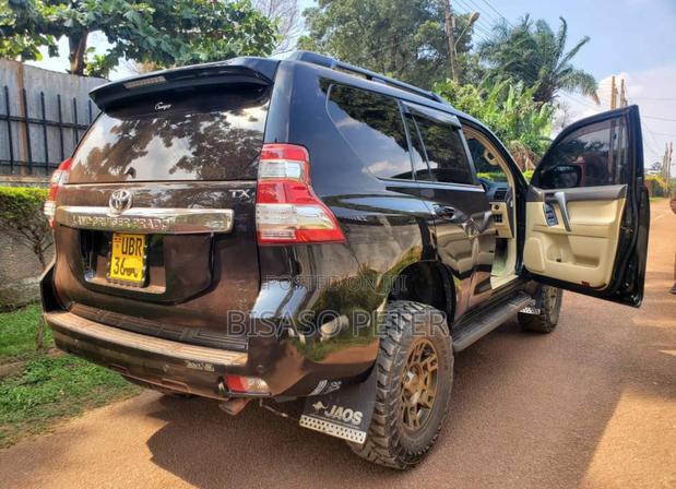 Toyota Land Cruiser Prado 2.8 D-4D 2016 Black