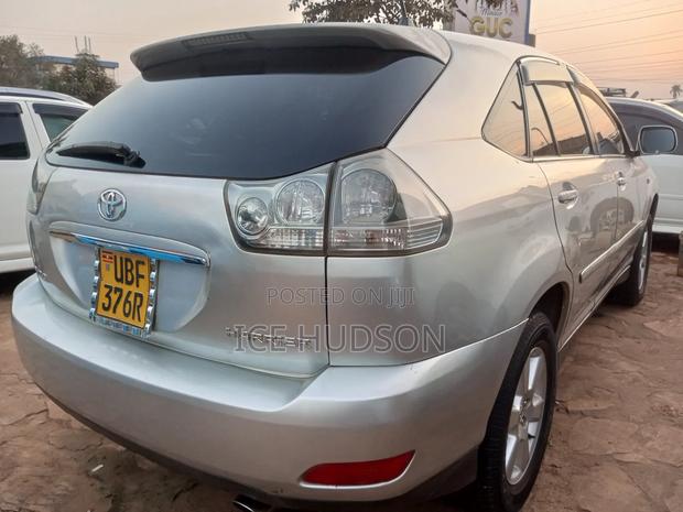 Toyota Harrier 2008 Beige