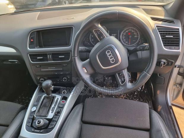 Audi Q5 2012 Silver