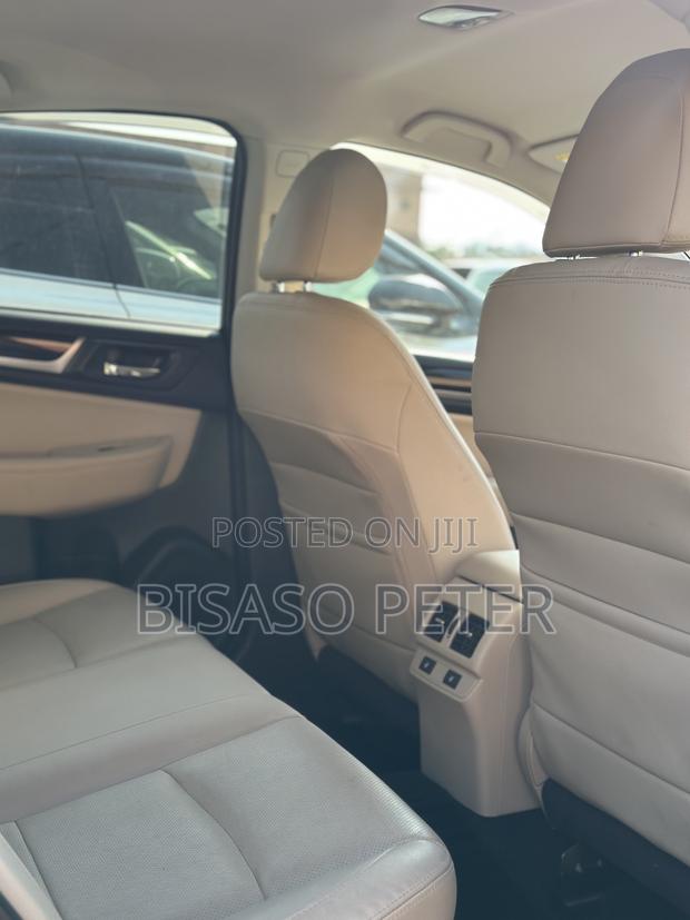 Subaru Legacy 2.5i Premium AWD 2016 White