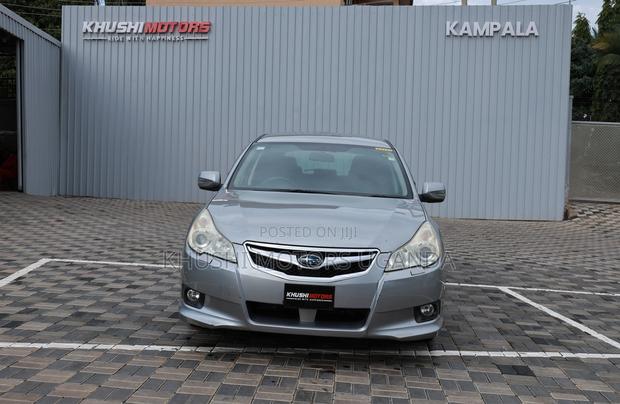 Subaru Legacy 2.5i Limited 2009 Gray