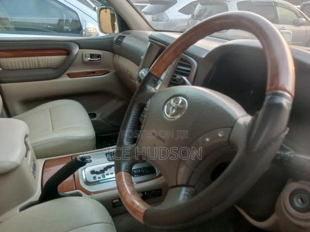 Toyota Land Cruiser 2013 White