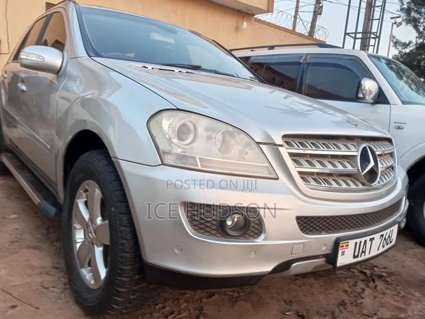 Mercedes-Benz M Class 2011 Silver