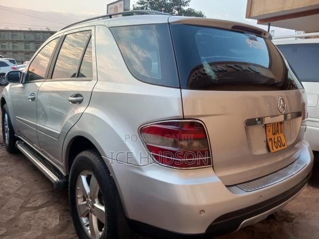 Mercedes-Benz M Class 2011 Silver
