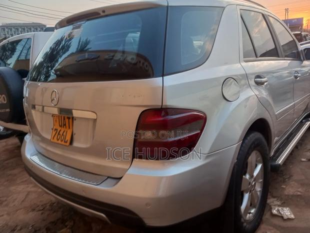 Mercedes-Benz M Class 2011 Silver
