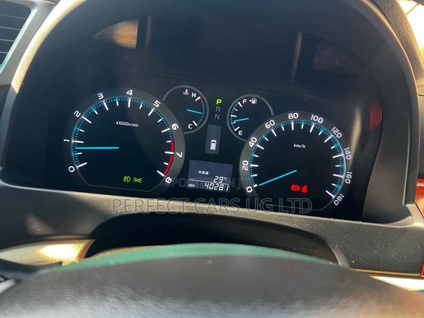 Toyota Alphard 2.4 Petrol AWD 2013 Off white