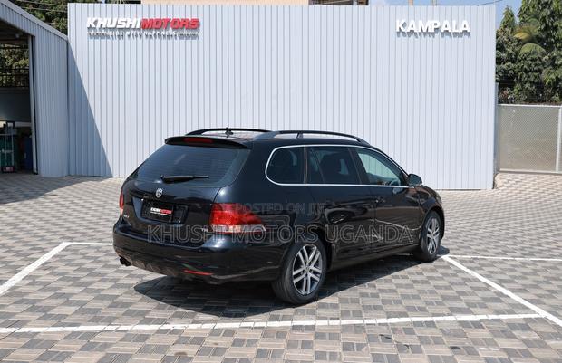 Volkswagen Golf 2010 Black