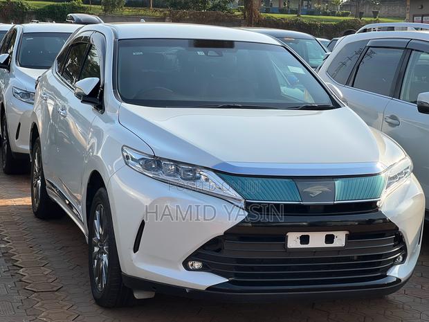 Toyota Harrier 2019 White