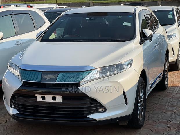 Toyota Harrier 2019 White