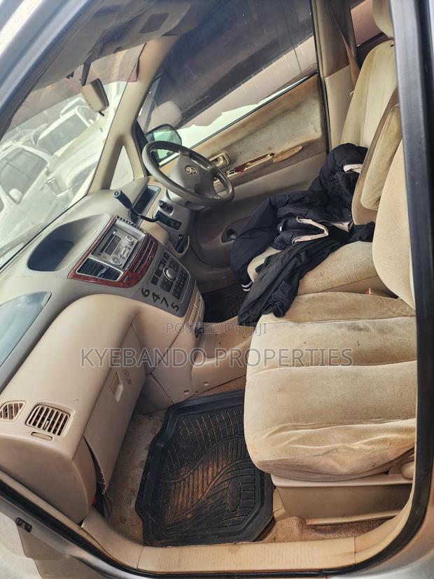 Toyota Nadia 2.0 150hp AWD 2000 Silver