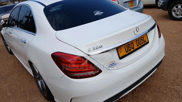 Mercedes-Benz C200 2016 White