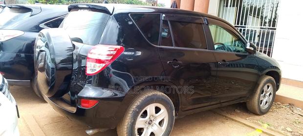 Toyota RAV4 2.5 2010 Black