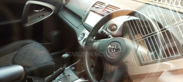 Toyota RAV4 2.5 2010 Black