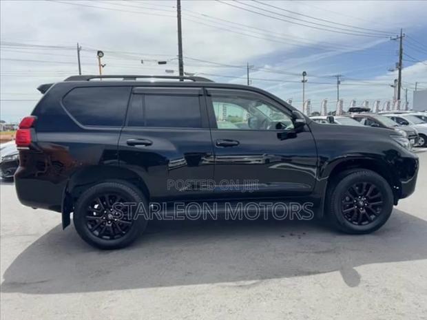 Toyota Land Cruiser Prado 2.8 2020 Black