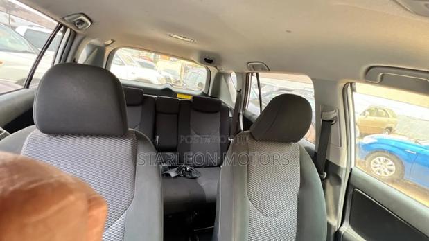 Toyota RAV4 2.5 2010 White