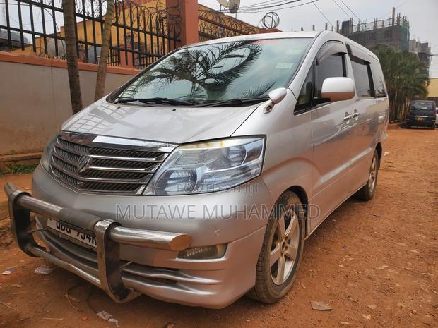 Toyota Alphard 2007 Silver