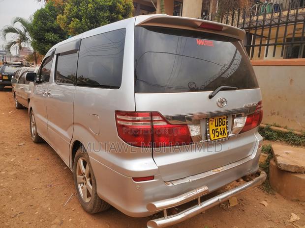 Toyota Alphard 2007 Silver
