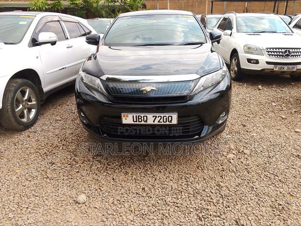 Toyota Harrier 2.0 2015 Black