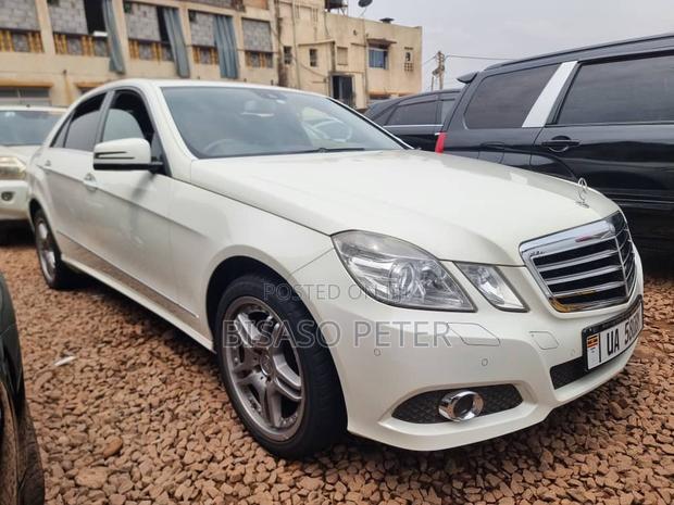 Mercedes-Benz E300 2011 White