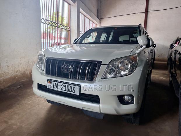 Toyota Land Cruiser Prado 2.7 i 2010 White