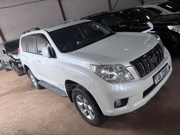 Toyota Land Cruiser Prado 2.7 i 2010 White