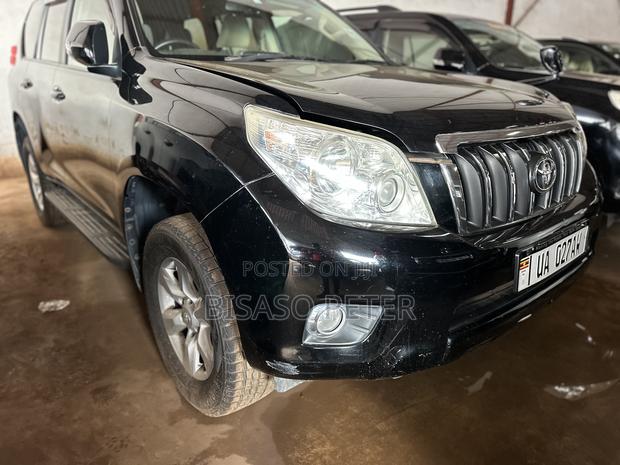 Toyota Land Cruiser Prado 2.7 i 2012 Black