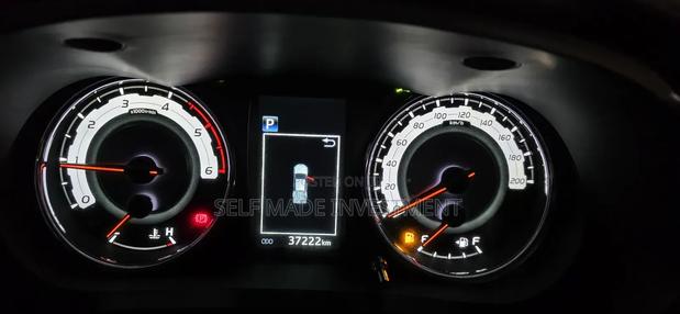Toyota Hilux 2019 Black