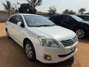 Toyota Premio 2013 White for sale