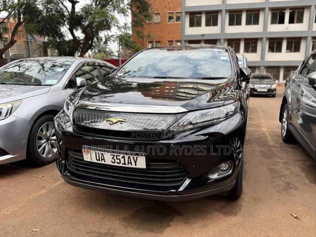 Toyota Harrier 2015