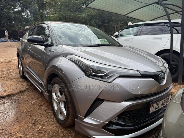 Toyota C-HR 2017 Silver